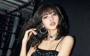 Lisa Black Pink tiếp tục lộ clip địt nhau
